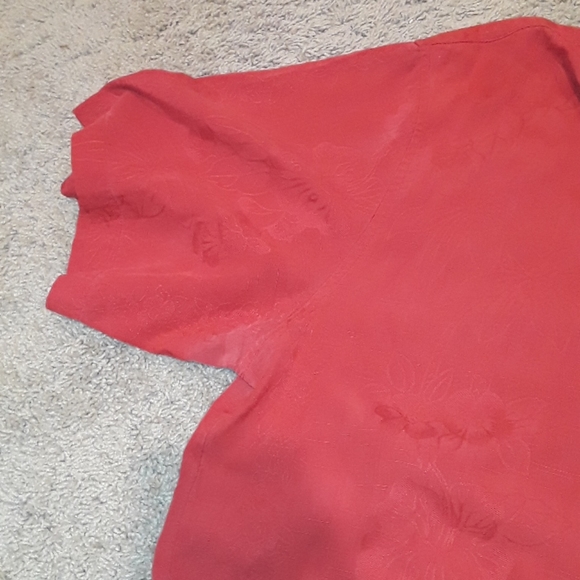 Men's Island Silk Button Down Short Sleeve Shirt - Picture 7 of 9